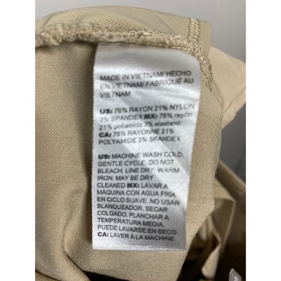 Chico's Crop Pull Up Pants Khaki Stretch Size 0.5 US SMALL - Picture 3 of 8